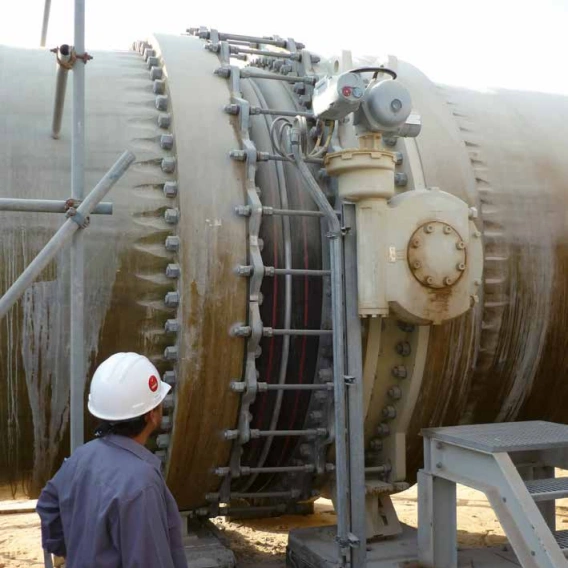 Power plants use large rubber expansion joints
