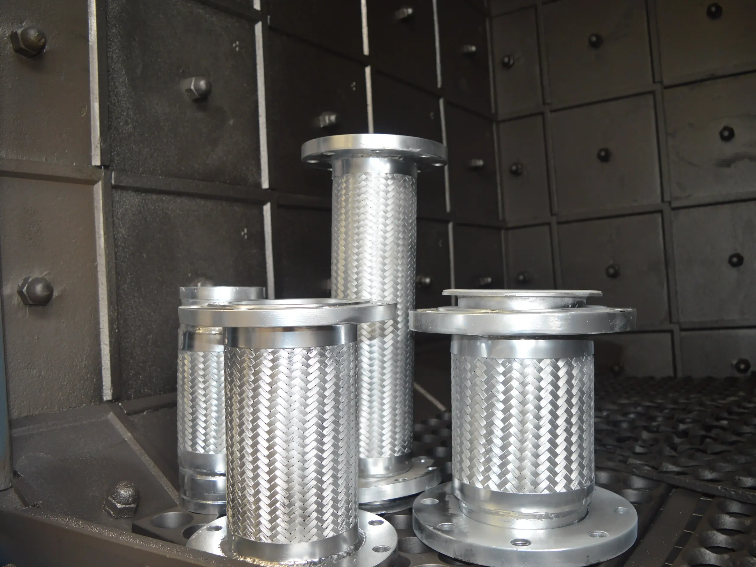 Various-models-of-metal-braided-hose